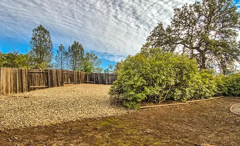 2123 Tiburon Dr, Redding, CA 96003 photo 31
