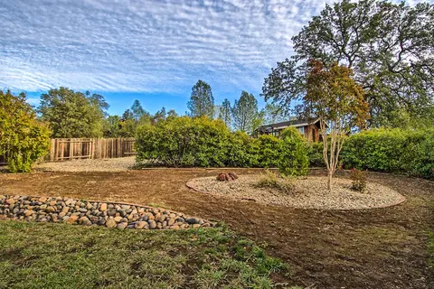 2123 Tiburon Dr, Redding, CA 96003 photo 29