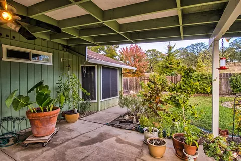2123 Tiburon Dr, Redding, CA 96003 photo 35
