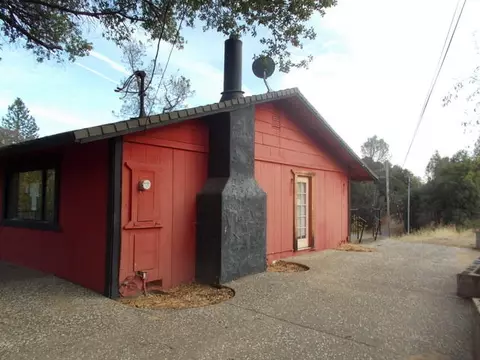 8872 Simmons Rd, Redding, CA 96001 photo 13