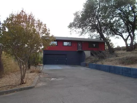 8872 Simmons Rd, Redding, CA 96001 photo 5