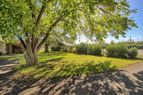 22590 Antelope Blvd, Red Bluff, CA 96080 photo 3