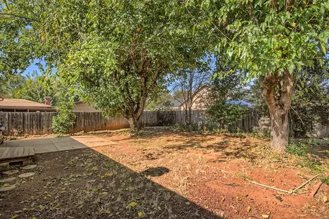 2102 Saturn, Redding, CA 96002 photo 17