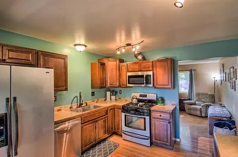 2102 Saturn, Redding, CA 96002 photo 5