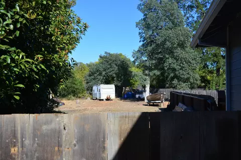 1821 Forest Glen Ct, Redding, CA 96002 photo 30