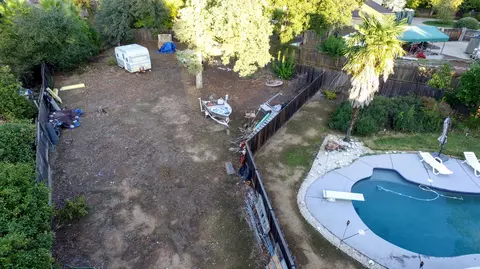 1821 Forest Glen Ct, Redding, CA 96002 photo 16