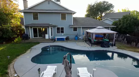 1821 Forest Glen Ct, Redding, CA 96002 photo 11