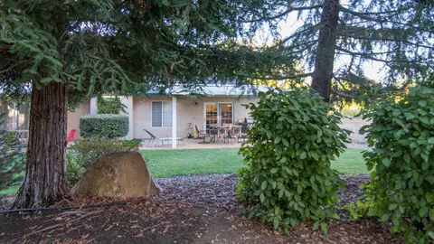 1727 Lakeside Dr, Redding, CA 96001 photo 15