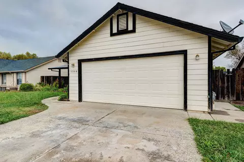 3388 Josh Dr, Anderson, CA 96007 photo 3