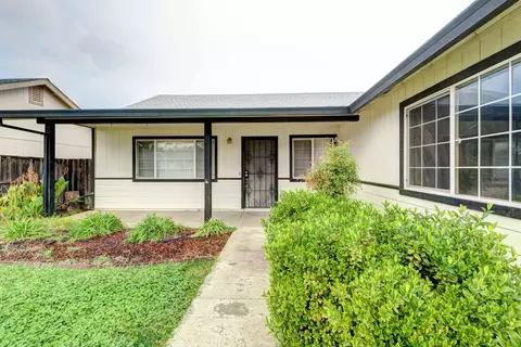 3388 Josh Dr, Anderson, CA 96007 photo 4