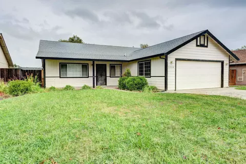 3388 Josh Dr, Anderson, CA 96007 photo 2
