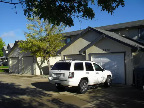 5342 Valleyridge Dr, Redding, CA 96003 photo 2