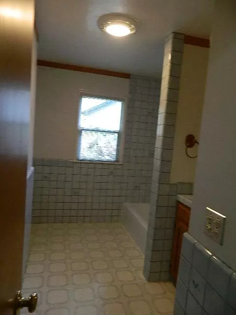 3365 Pioneer Ln, Redding, CA 96001 photo 7