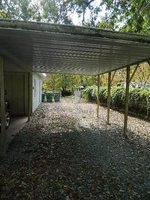 3365 Pioneer Ln, Redding, CA 96001 photo 5