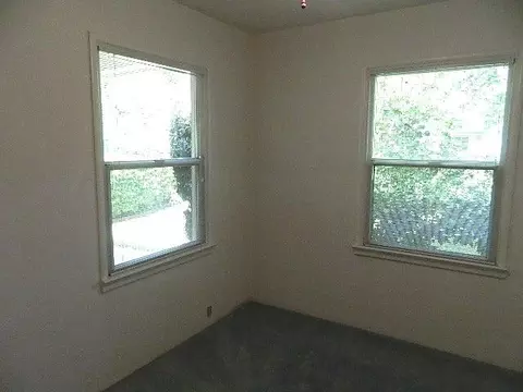 3365 Pioneer Ln, Redding, CA 96001 photo 11