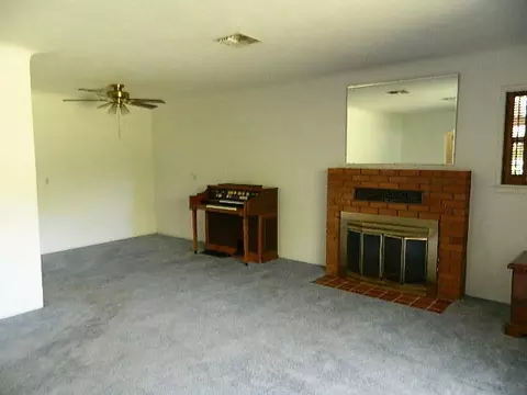 3365 Pioneer Ln, Redding, CA 96001 photo 14