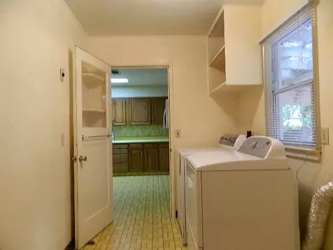 3365 Pioneer Ln, Redding, CA 96001 photo 17