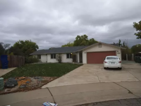 1070 Dara Ct, Redding, CA 96003 photo 9