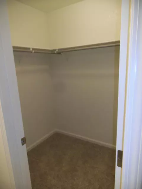 1070 Dara Ct, Redding, CA 96003 photo 8