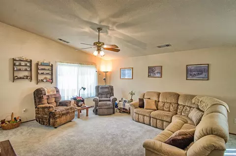 2155 Renoir Path, Redding, CA 96001 photo 6