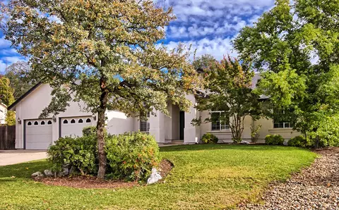 11423 Rugby Hill Dr, Redding, CA 96003 photo 2