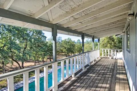 11845 Comstock, Redding, CA 96001 photo 34