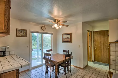 11845 Comstock, Redding, CA 96001 photo 11