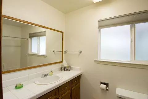 11845 Comstock, Redding, CA 96001 photo 29