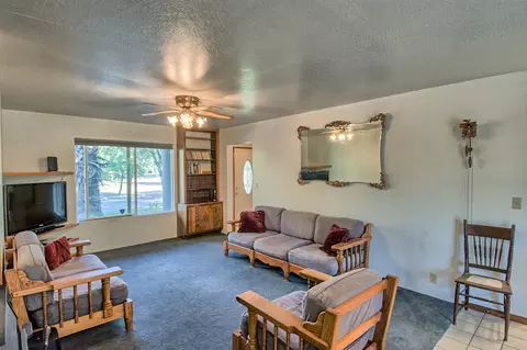 11845 Comstock, Redding, CA 96001 photo 7