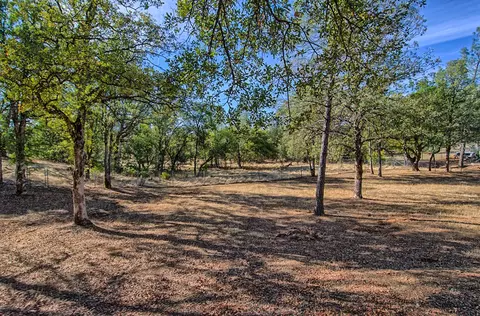 11845 Comstock, Redding, CA 96001 photo 47