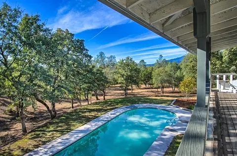 11845 Comstock, Redding, CA 96001 photo 35
