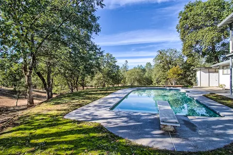 11845 Comstock, Redding, CA 96001 photo 42