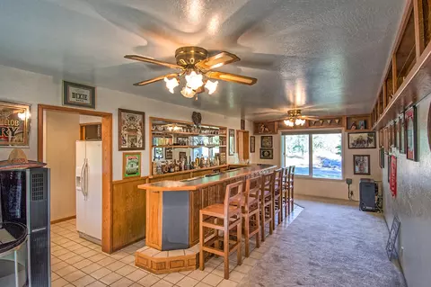 11845 Comstock, Redding, CA 96001 photo 21