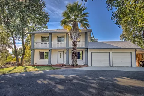11845 Comstock, Redding, CA 96001 photo 1