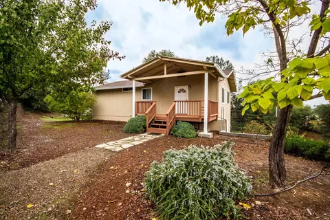 17634 Meraz Ln, Redding, CA 96003 photo 1