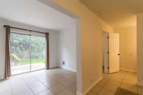 17634 Meraz Ln, Redding, CA 96003 photo 13