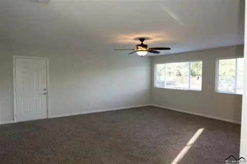 1555 Robinson Dr, Red Bluff, CA 96080 photo 9