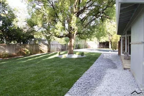 1555 Robinson Dr, Red Bluff, CA 96080 photo 17