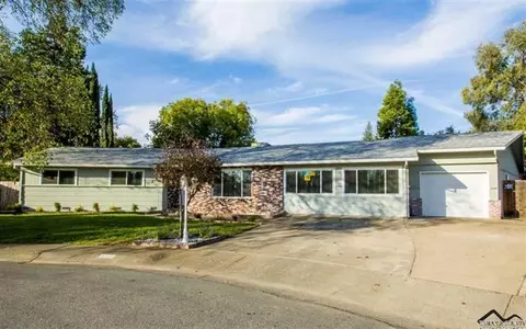 1555 Robinson Dr, Red Bluff, CA 96080 photo 1
