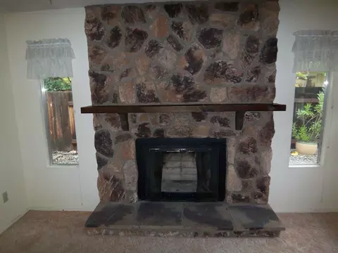 1880 Del Mar Ave, Redding, CA 96003 photo 7