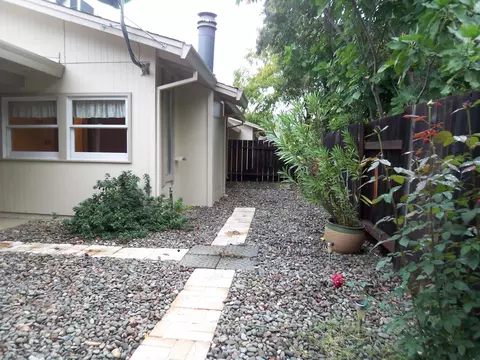 1880 Del Mar Ave, Redding, CA 96003 photo 16