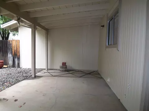 1880 Del Mar Ave, Redding, CA 96003 photo 6
