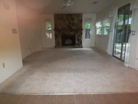 1880 Del Mar Ave, Redding, CA 96003 photo 21