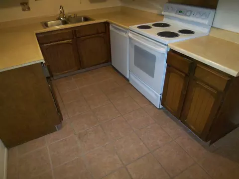 1880 Del Mar Ave, Redding, CA 96003 photo 14