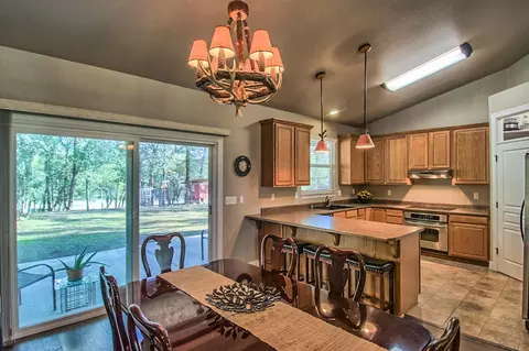 13679 Hilford Ln, Redding, CA 96003 photo 14