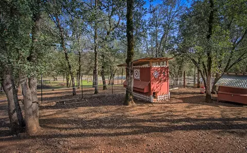 13679 Hilford Ln, Redding, CA 96003 photo 37