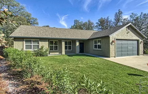 13679 Hilford Ln, Redding, CA 96003 photo 3