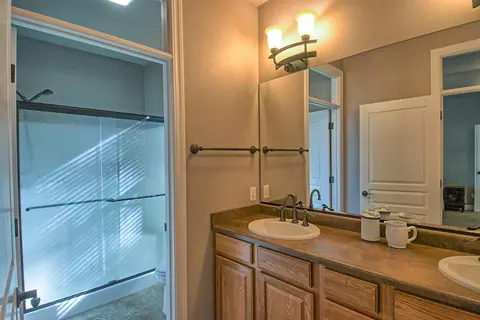 13679 Hilford Ln, Redding, CA 96003 photo 23