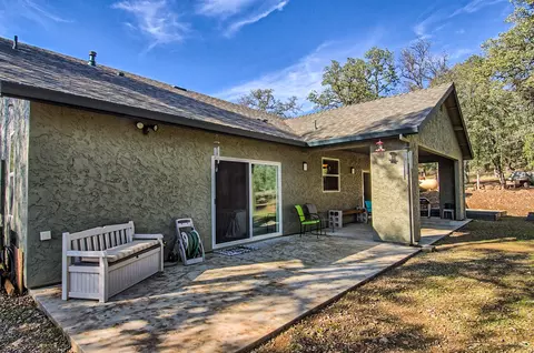 13679 Hilford Ln, Redding, CA 96003 photo 38
