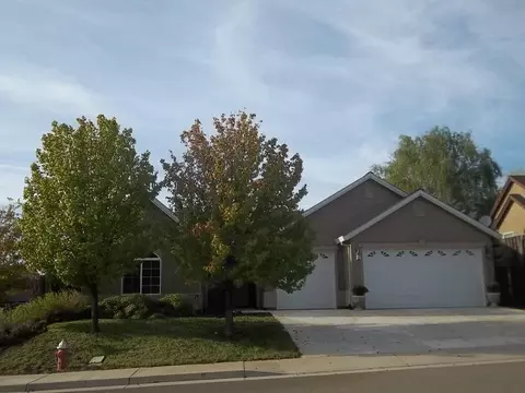2096 Hedgerow Ave, Redding, CA 96003 photo 1